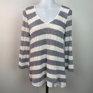 White House Black Market Sweater Small Layered Split Back Gray Striped V-Neck